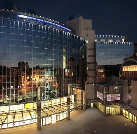 Hyatt Regency 5*