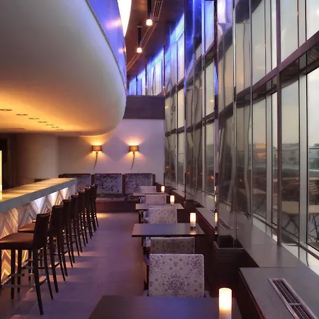 Hyatt Regency מלון