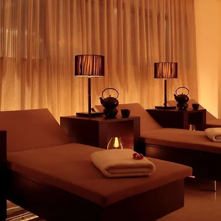 Hyatt Regency 5*