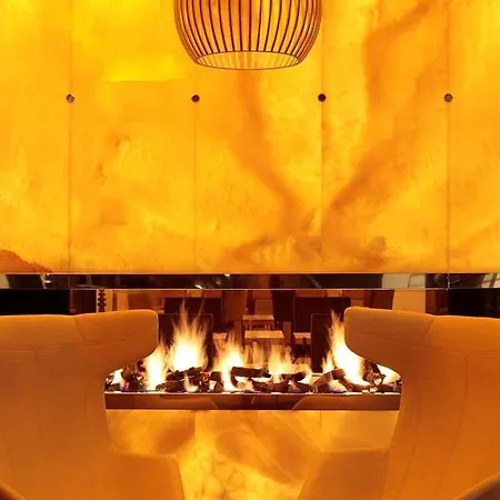 Hyatt Regency Hotel 5*