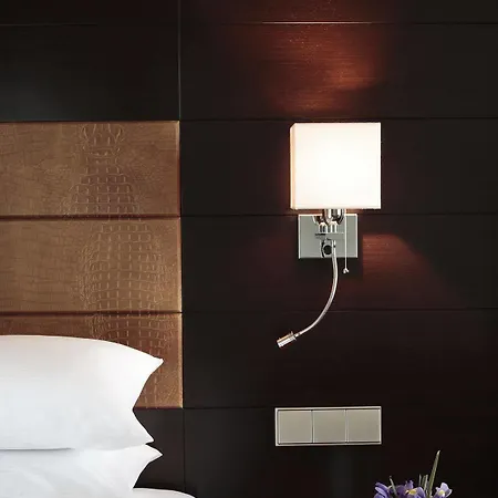Hyatt Regency 5*
