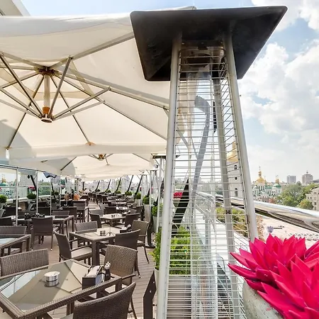Hyatt Regency Hotel 5*